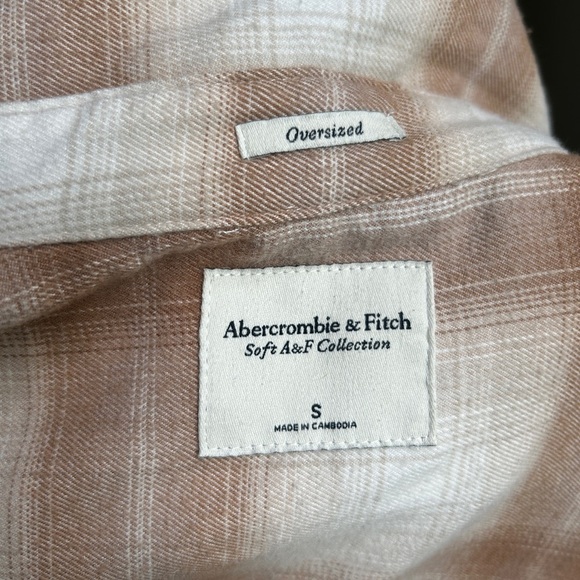 Abercrombie & Fitch Plaid Oversized Shacket - Picture 3 of 10
